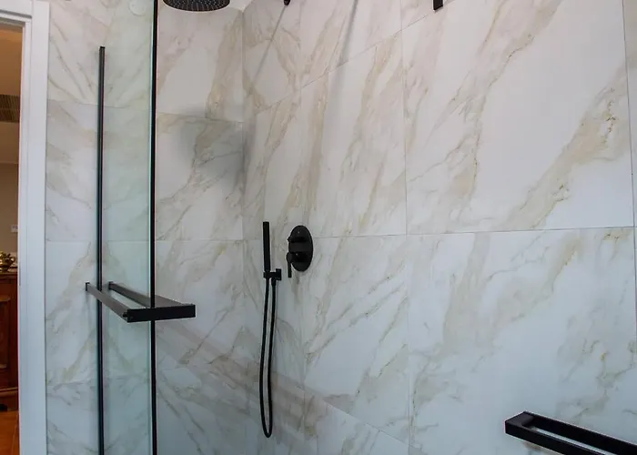 Housmart Lorenzo Costa 17 Apartman Bologna