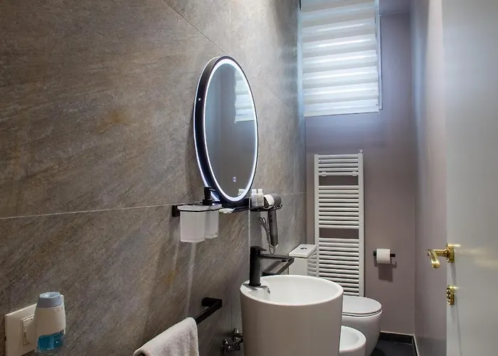 Housmart Lorenzo Costa 17 Apartman Bologna