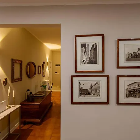 Housmart Lorenzo Costa 17 Bologna