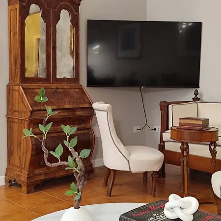 Housmart Lorenzo Costa 17 Bolonya