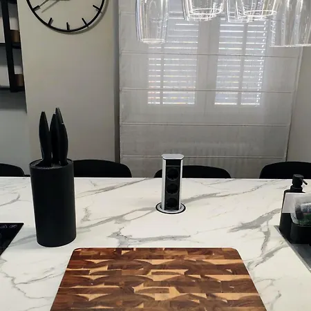 Housmart Lorenzo Costa 17 Bologna