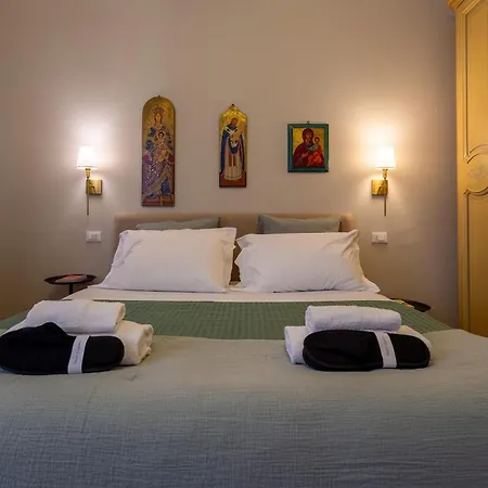 Housmart Lorenzo Costa 17 *