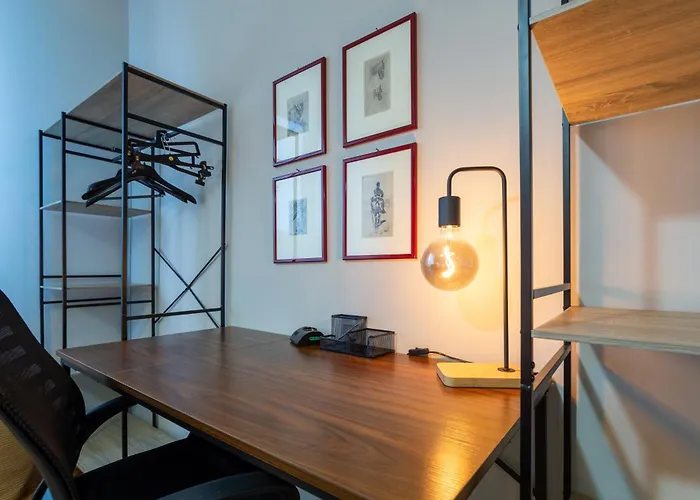 Housmart Lorenzo Costa 17 شقة *