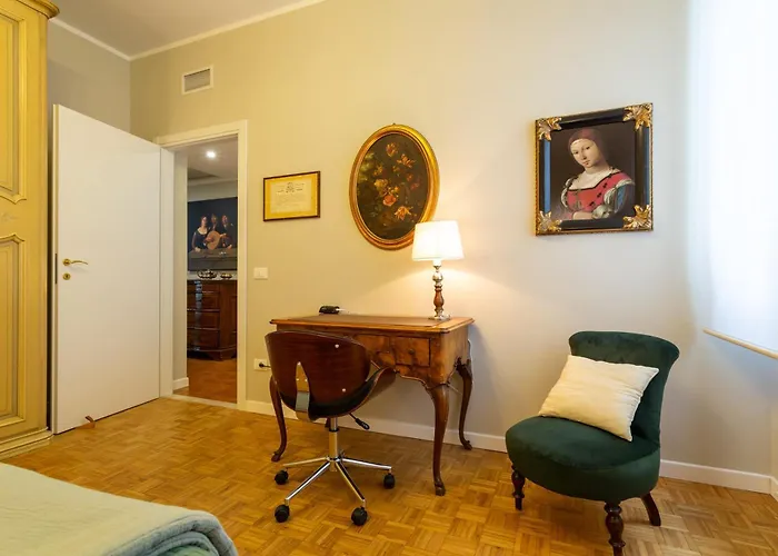 Housmart Lorenzo Costa 17 * بولونيا